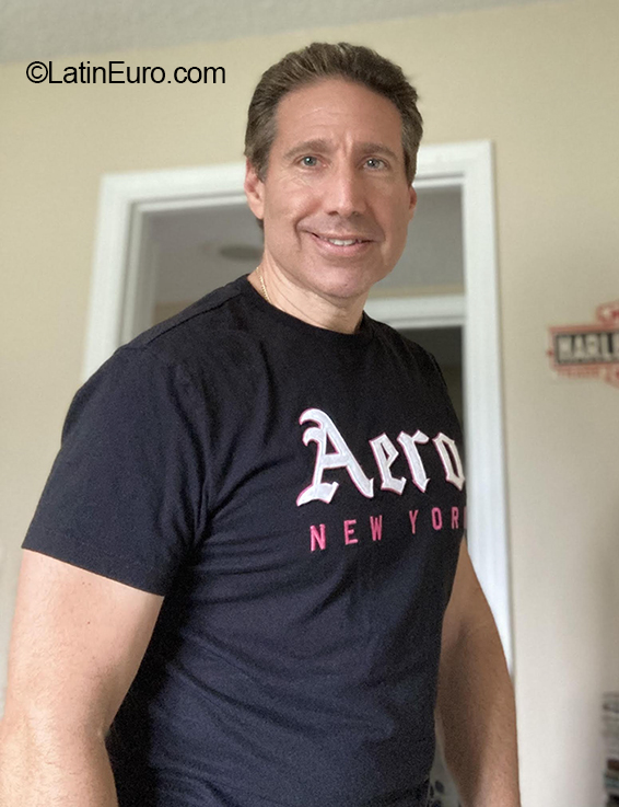 Date this sensual United States man Dave from Tallahassee US19890