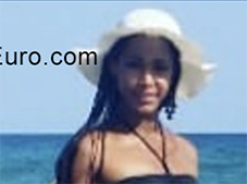 Date this sultry Colombia girl Geraldine from Cali CO25262