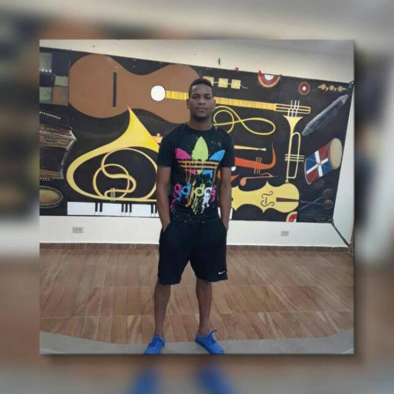 Date this foxy Dominican Republic man Robert from San Pedro DO34735