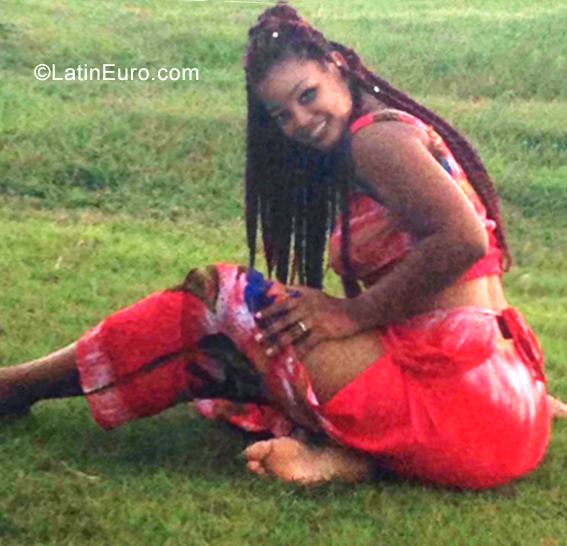 Date this tall Dominican Republic girl Ivelisse from Santo Domingo DO34741