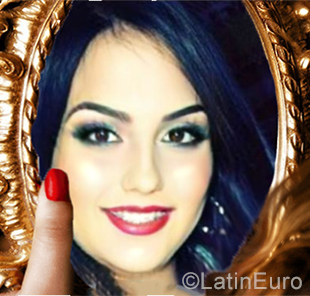 Date this hard body Venezuela girl Mairet from San Cristobal VE2368