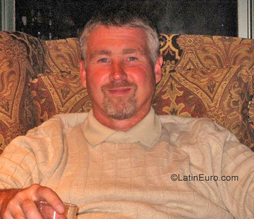 Date this delightful United States man Dominic from Gretna US20010