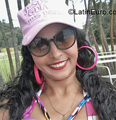 Date this beautiful Venezuela girl Ayara from Maracay VE2440