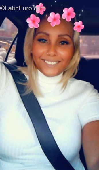 Date this attractive Panama girl Jessica from Panama PA1290