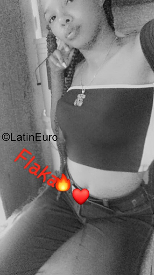 Date this voluptuous Dominican Republic girl Violany from Santo Domingo DO35365