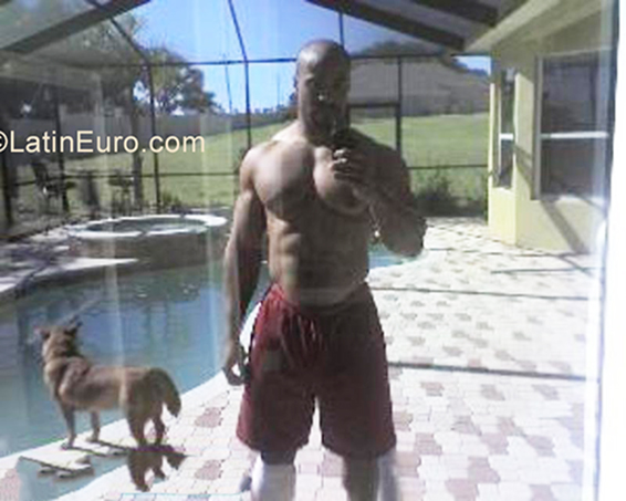 Date this voluptuous United States man Don from Glendale US20150