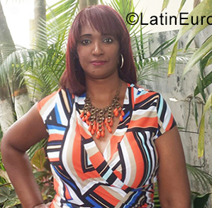 Date this pretty Dominican Republic girl Ana from Santiago DO35563