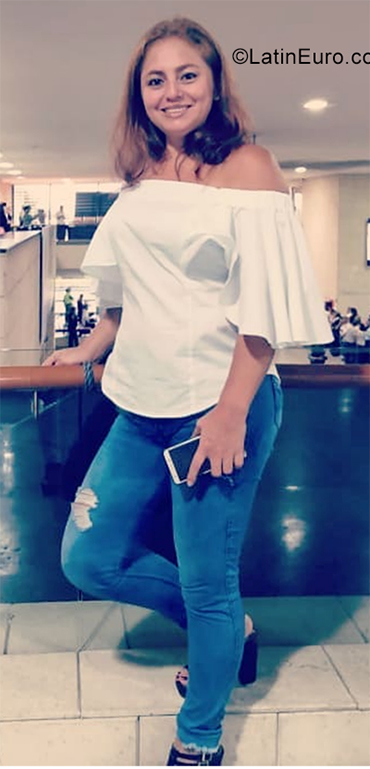 Date this funny Colombia girl Consuelo from Cali CO25834