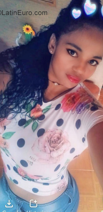 Date this tall Colombia girl Mabel from Medellin CO25852