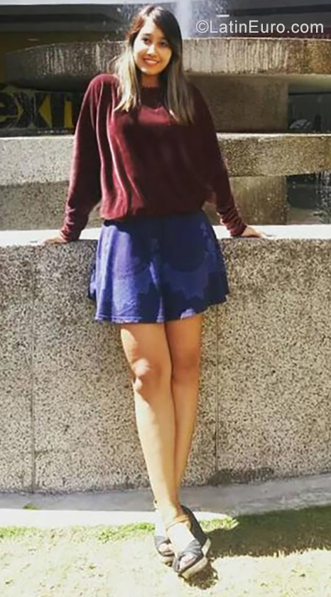 Date this tall Colombia girl Mireya from Neiva CO25855