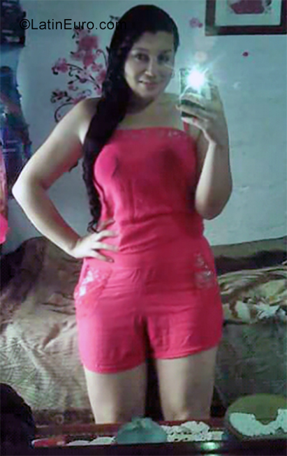 Date this delightful Colombia girl Johana from Medellin CO25859