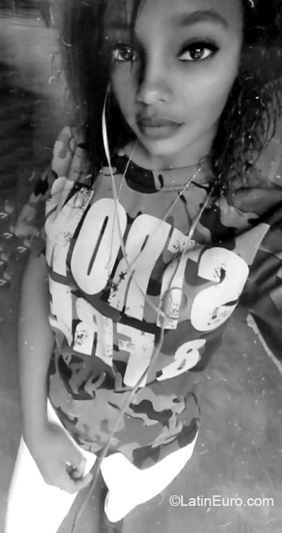 Date this gorgeous Dominican Republic girl Marisol from Samana DO35789