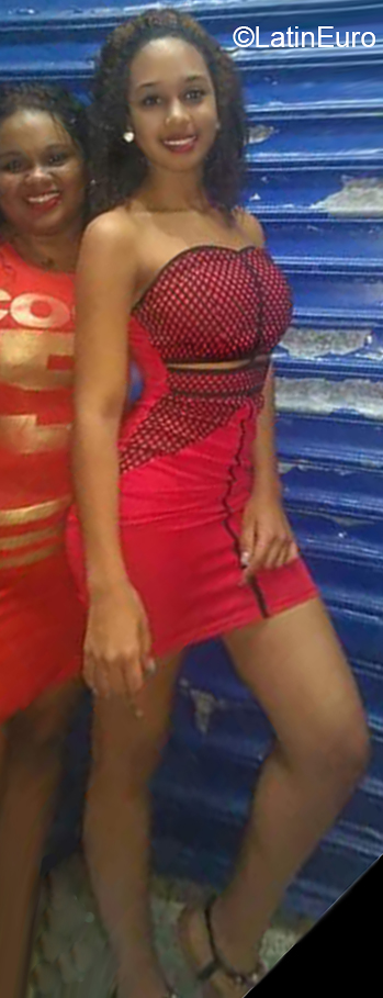 Date this gorgeous Dominican Republic girl EEslenia from Santiago DO36279