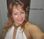stunning Colombia girl Francia from Cali CO26064