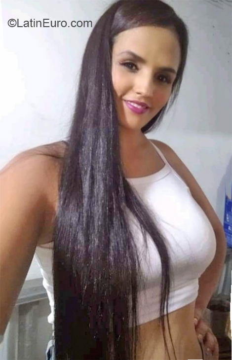 Date this fun Colombia girl Evelyn from Medellin CO26078