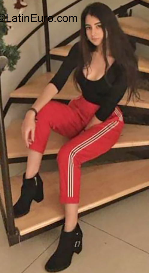 Date this cute Venezuela girl Yuseli from Bolívar VE2712