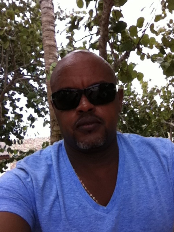 Date this fun Canada man T from Toronto CA816