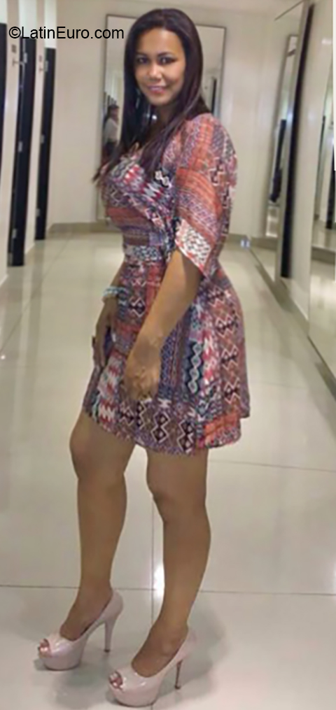 Date this passionate Colombia girl Diana from Cali CO26183