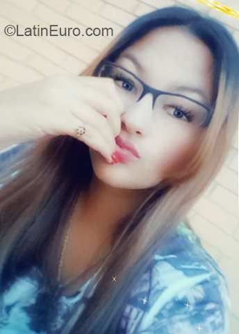 Date this funny Venezuela girl Gaby from Lagunillas VE2749