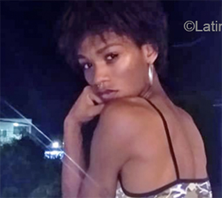 Date this charming Brazil girl Jo from Serra BR10947