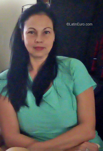 Date this sultry Colombia girl Javeba from Medellin CO26231