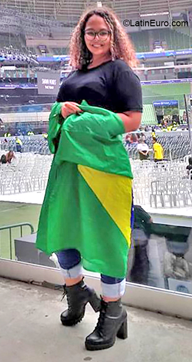 Date this sensual Brazil girl Lizi from Belem BR10959