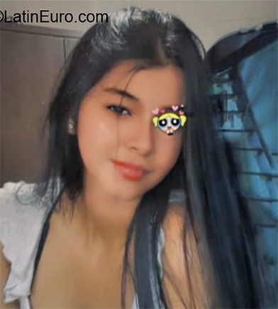 Date this lovely Colombia girl Juliana from Medellin CO26311