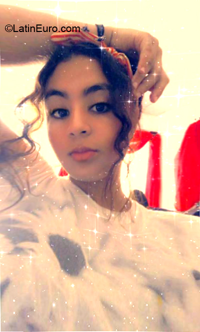 Date this sensual Dominican Republic girl Johanna from La Vega DO36688