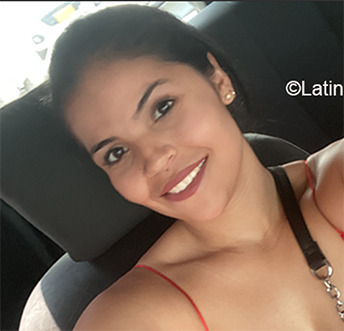 Date this sultry Colombia girl Jennifer from Cali CO26332