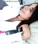 attractive Venezuela girl Valentina from Caracas VE2822