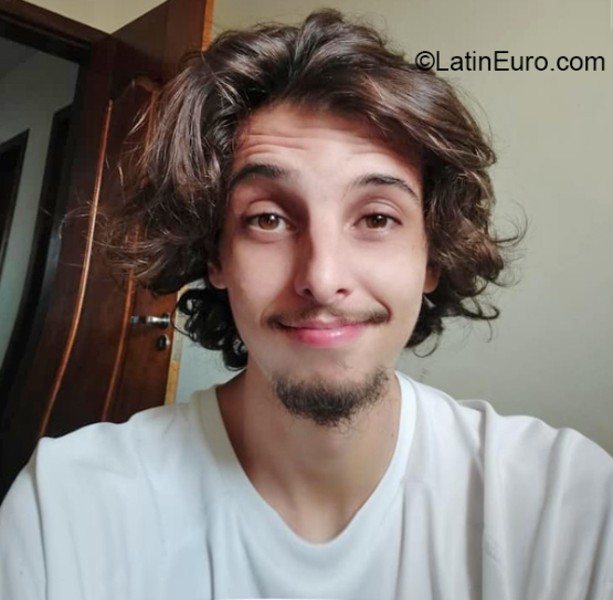 Date this good-looking Brazil man Caelros from Itaguara BR10971