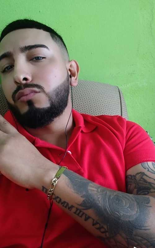 Date this georgeous Mexico man HUGO from Tijuana MX1729