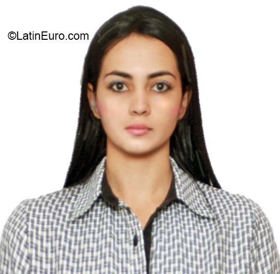 Date this sensual Venezuela girl Carolina from Trujillo VE2846