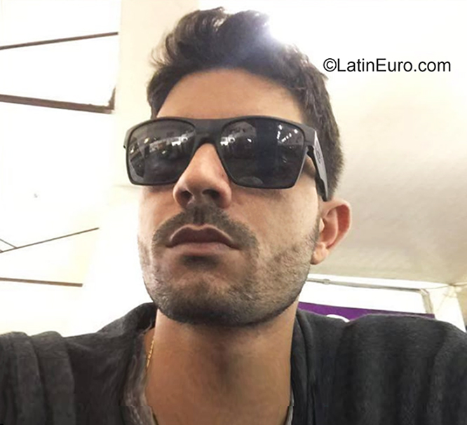 Date this good-looking Brazil man Felipe from Primavera do Leste BR10994