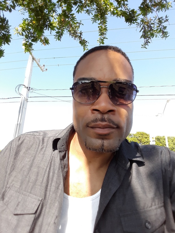 Date this attractive United States man Givingmylove from Miramar US20546