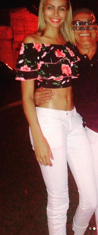 Date this good-looking Venezuela girl Rosa from Caracas VE2891