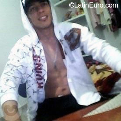 Date this cute Venezuela man Jose Alejandro from Caracas VE2899