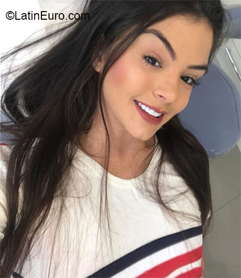 Date this delightful Brazil girl Karlene from Sao Paulo and Imperatriz BR11016