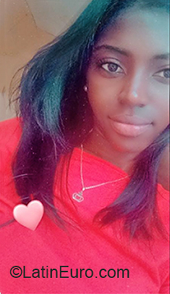 Date this hard body Dominican Republic girl Alesandra from Santiago De Los Caballeros DO40926