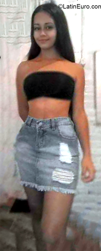 Date this delightful Uruguay girl Belem from Mercedes UY39