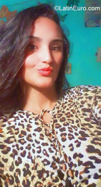 Date this fun Venezuela girl Omarlang from Barcelona VE2979