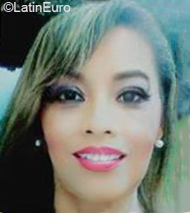 Date this stunning Colombia girl Maria Claudia from Monteria CO26785