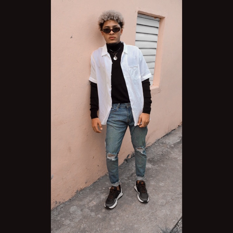 Date this nice looking Dominican Republic man Lenox from Santo Domingo DO37457