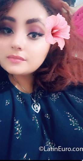 Date this nice looking El Salvador girl Jazmin from San Salvador SV109