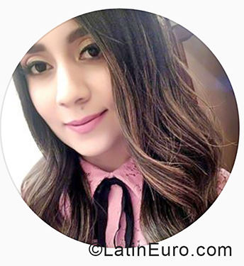 Date this tall Ecuador girl Lissett from Guayaquil EC470