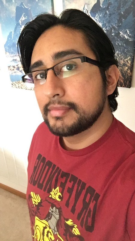 Date this tall United States man Alex from Joliet US20739