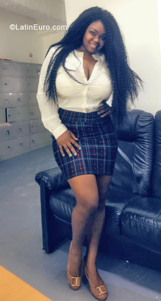 Date this fun Dominican Republic girl Rafaela from Santo Domingo DO37944