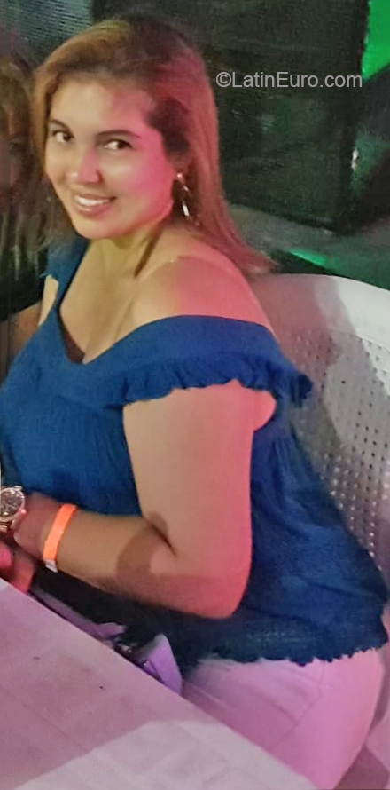 Date this athletic Costa Rica girl Cindy from San Jose CR390