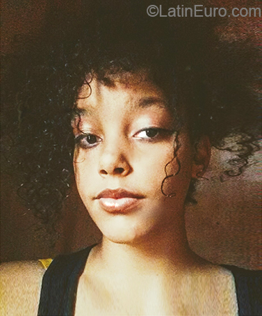 Date this passionate Brazil girl Karen from Avare BR11119