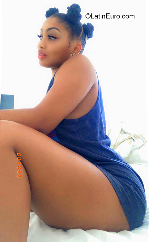 Date this tall Dominican Republic girl Raysa from Santo Domingo DO38104